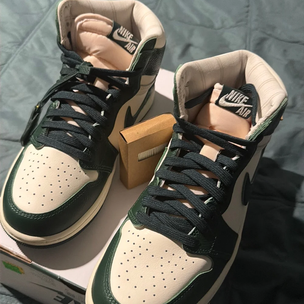 Jordan 1 Fir Pro green size 8 FD2596 101